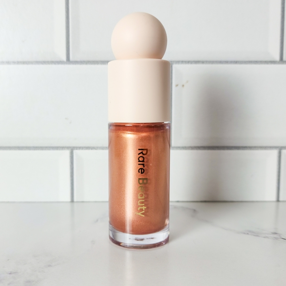 Rare Beauty Positive Light Liquid Luminizer - Transcend